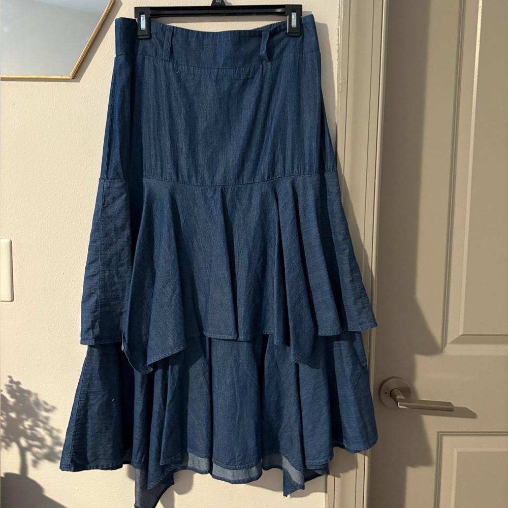 Elegant Blue Denim Skirt